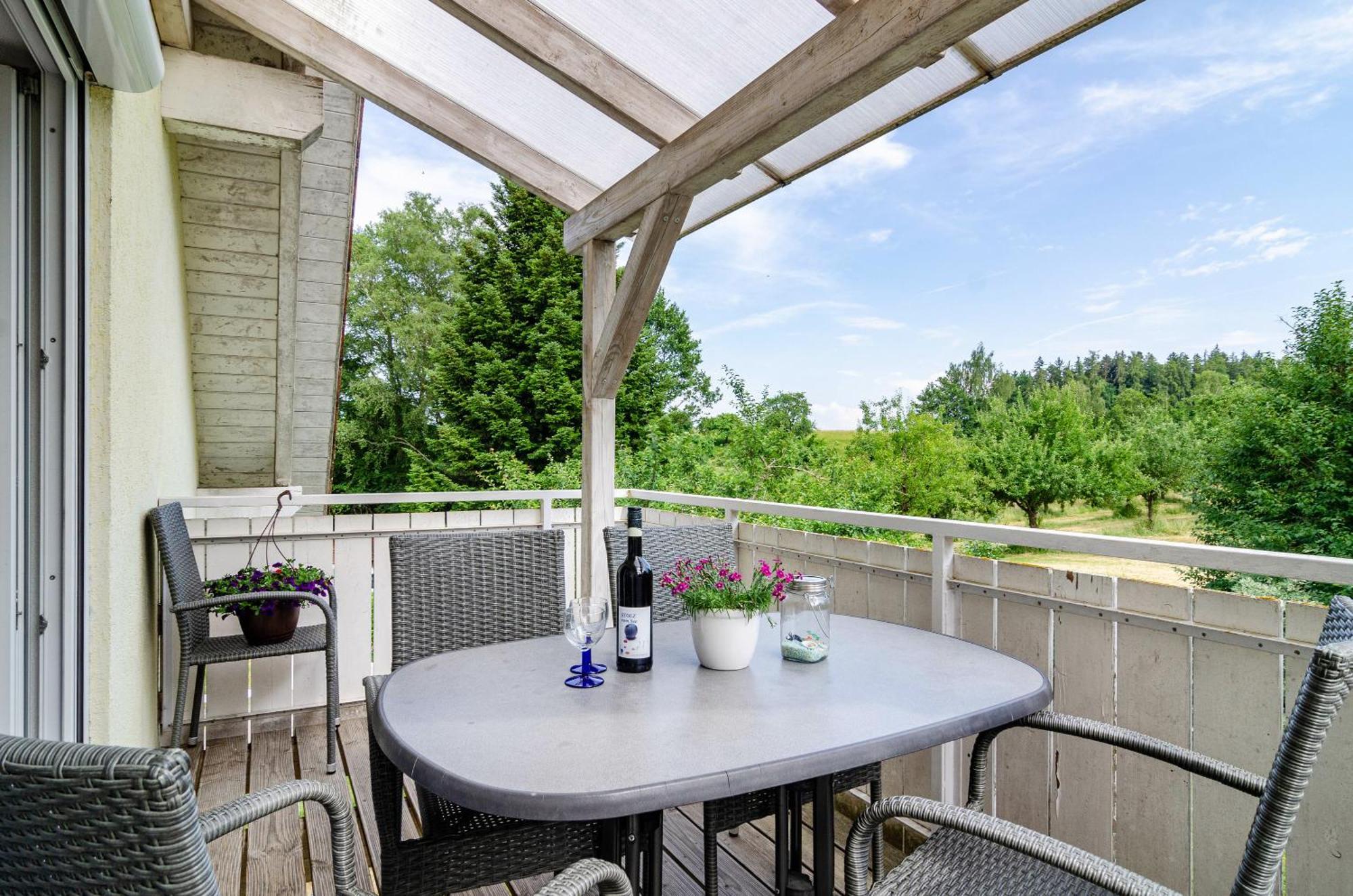 Beutenmuehle Straussenfarm Dach Owingen Bagian luar foto